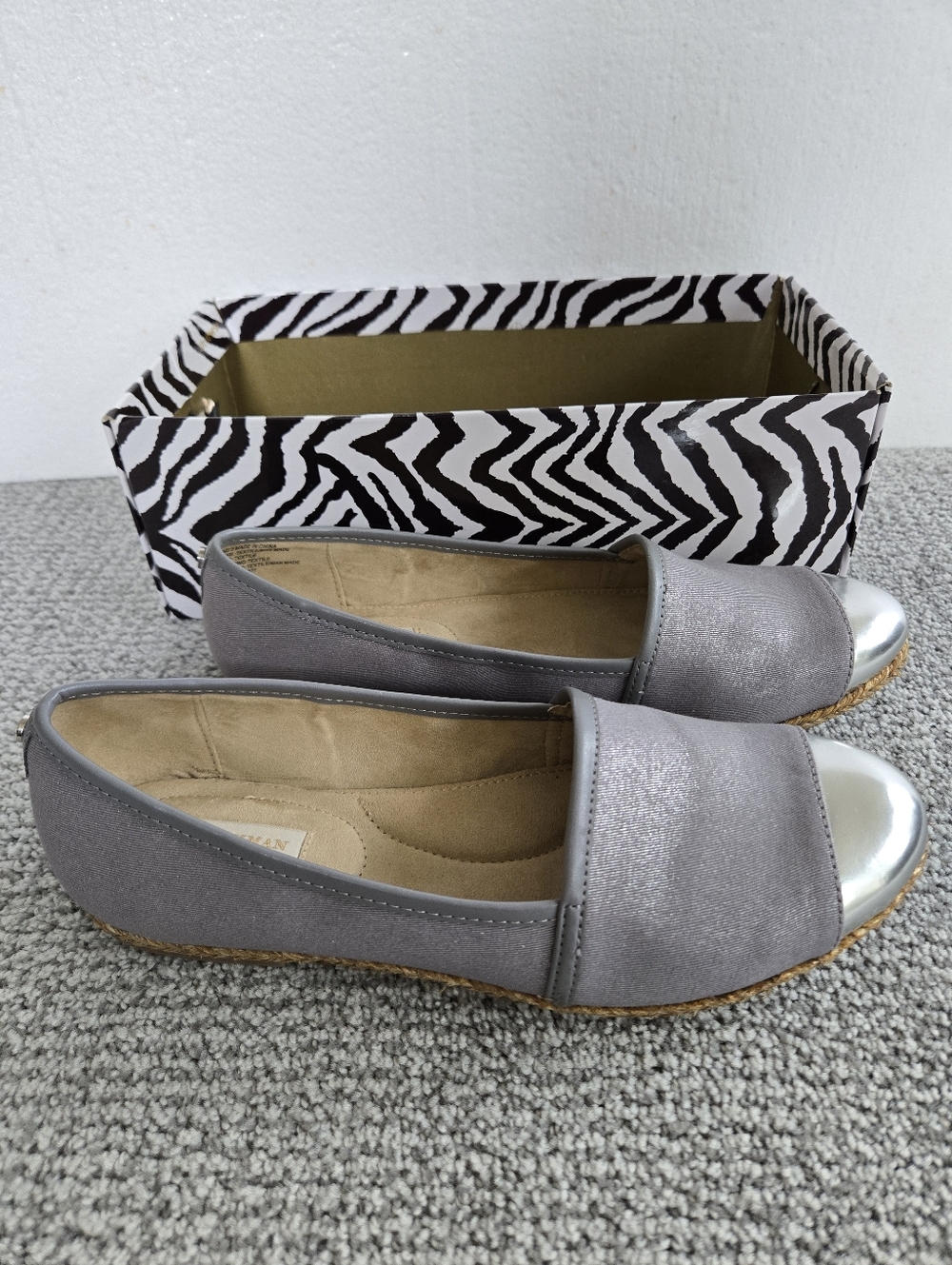 Dana Buchman NIB Women’s Size 8 Slip-On Espadrille Ballet Flats Loafers Cap Toe